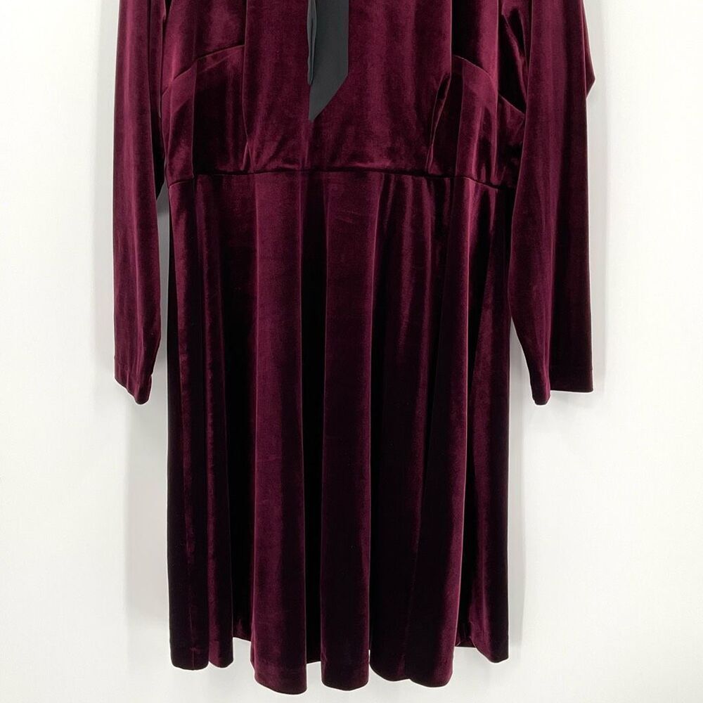 Eloquii‎ Studio Velvet Fit & Flare Dress Long Sleeve Knee Length Maroon Women 24 - Picture 3 of 9